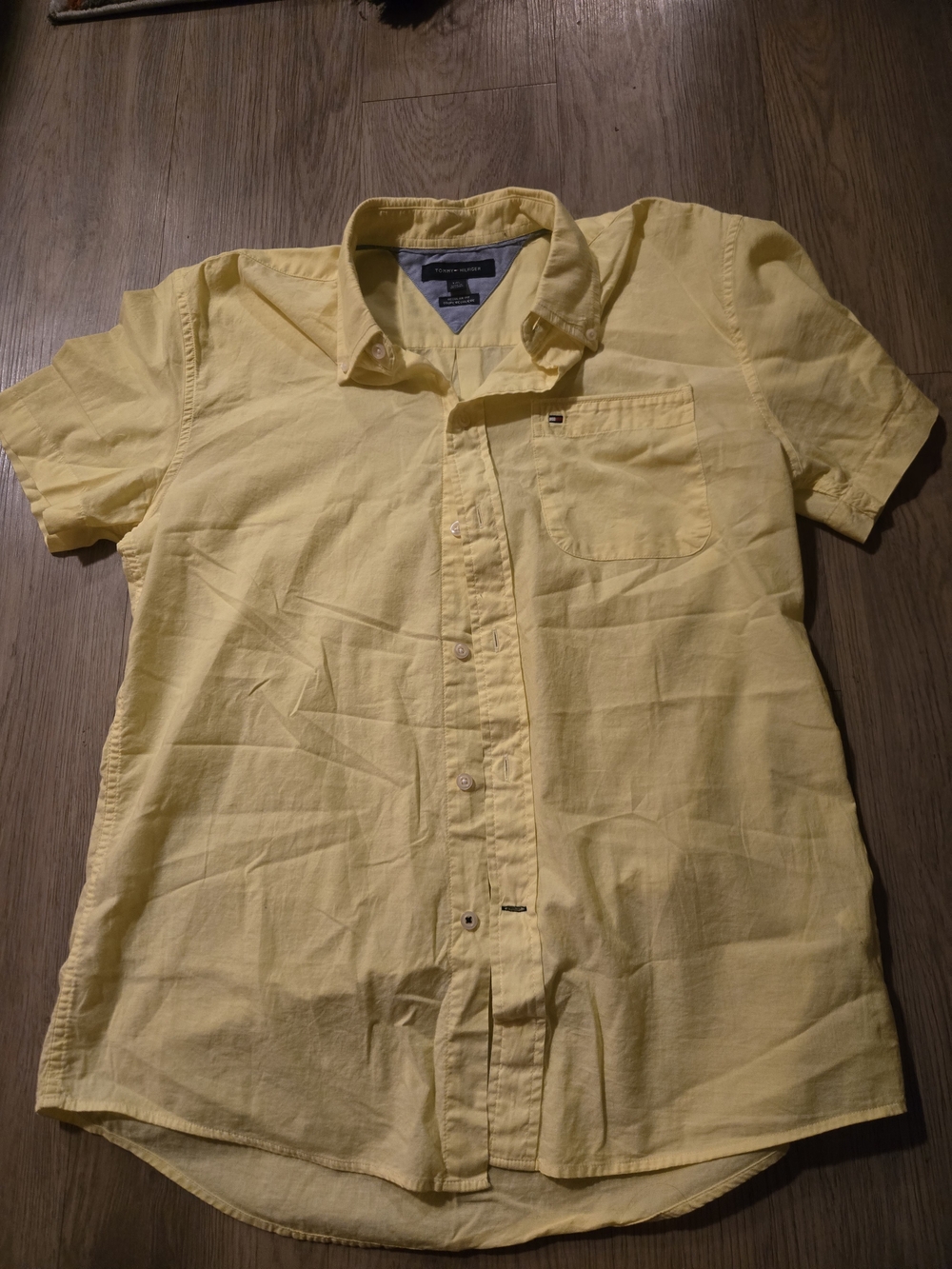 Tommy Hilfiger Men's Yellow Short-Sleeve Button-Down Shirt
